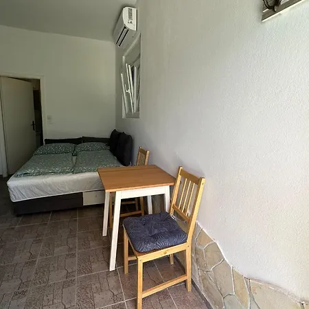 Cozy Near דירה